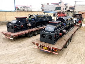 兩台1500x1000大型鵝卵石91免费黄色下载發貨