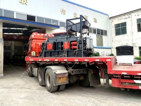 1000x700中型液壓對輥91免费看视频設備發貨