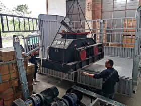 2PG800*600對輥91免费看视频發往重慶_破碎鵝卵石