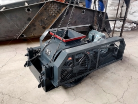 2PG400X400小型對輥91免费看视频發往山東鄹平破碎焦炭