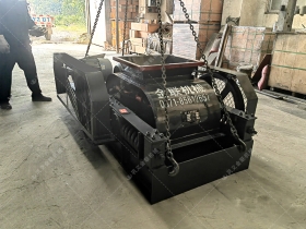 2pgc600*750雙齒輥91免费看视频發往湖南婁底破碎煤塊